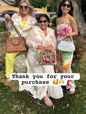 Vintage Floral Embroidered Tapestry Clutch - Beige Floral